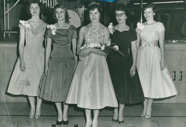 1959 Homecoming Queen and Her Court