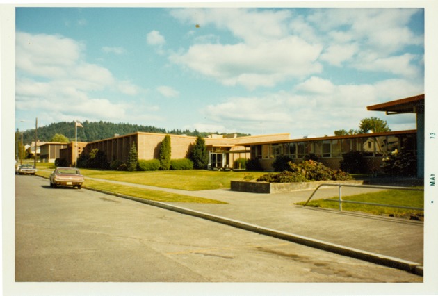 Kemp Hall and Library/Student Center