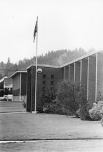 Kemp Hall Flagpole