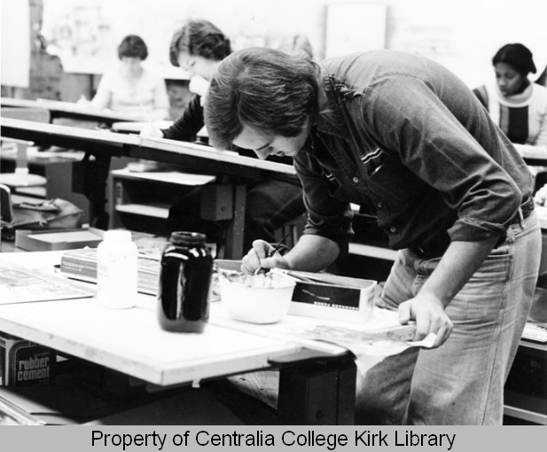 Art Class in Old Lincoln High School Art Facilities