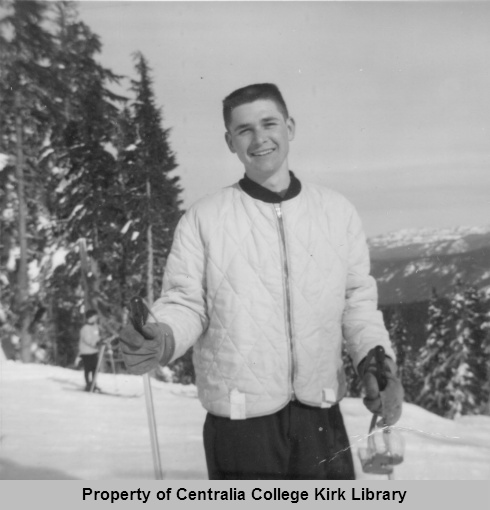 20070405002 - March 1959 - Ski Club