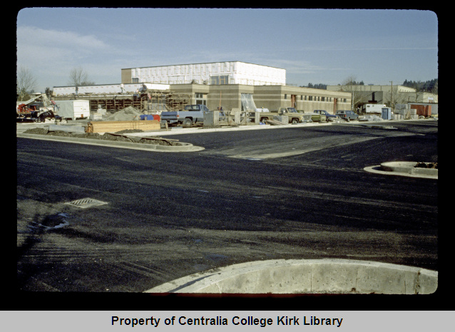 06 Under construction looking NW - New Library Building Under Construction
