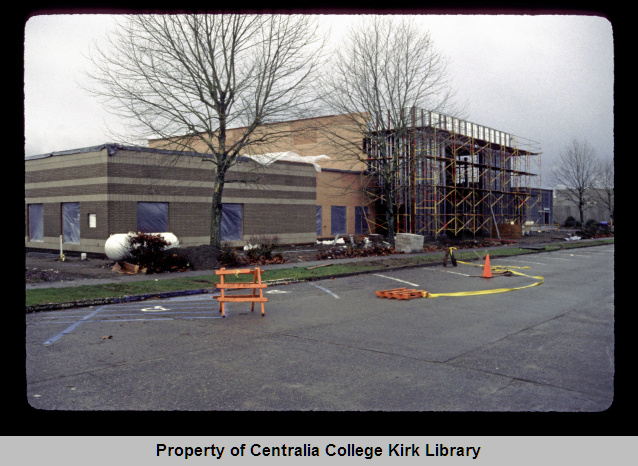 07 Under construction looking SW - New Library Building Under Construction