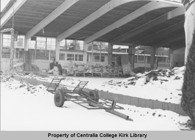 20070416004 - Demolition of Old Centralia High School Nearing Completion