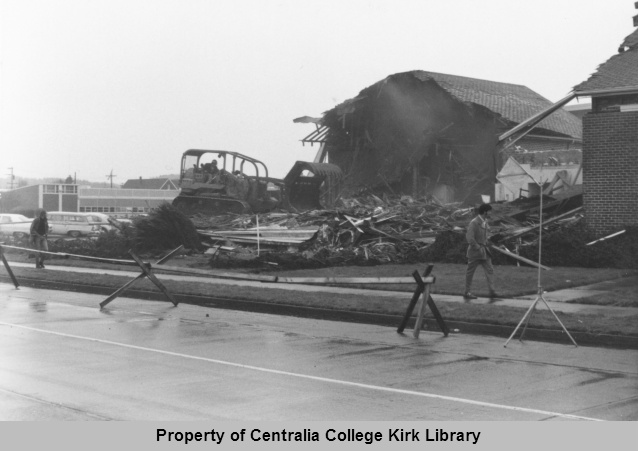Demolition of Lincoln Grade School