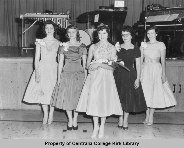 1959 Homecoming Queen and Princesses
