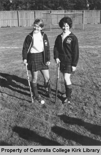 20070705047 - 1969-70 Women's Field Hockey