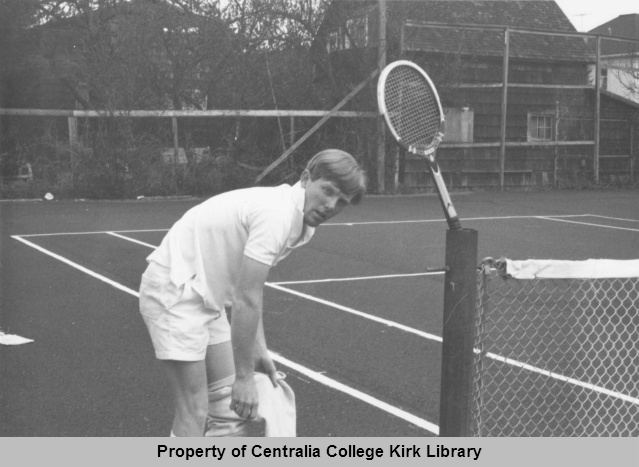 20070705027 - 1968-69 Men's Tennis Team