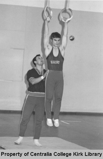 Norm Steelhammer on rings - Men's Gymnastics
