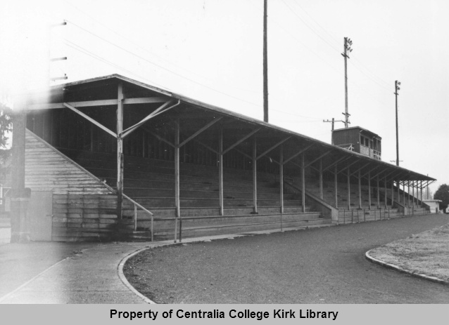 20070723007 - Noble Field Grandstand