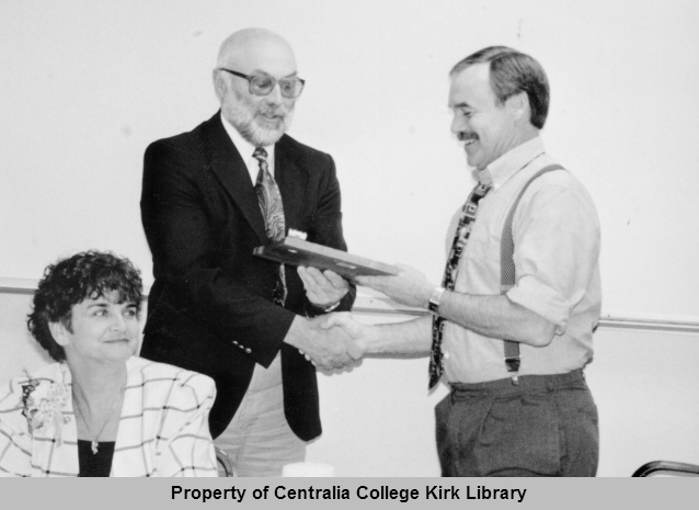 1995 Kathy Simonis, Arland Lyons, Jim Sherrill 20070730001 - Board of Trustees Members Over the Years