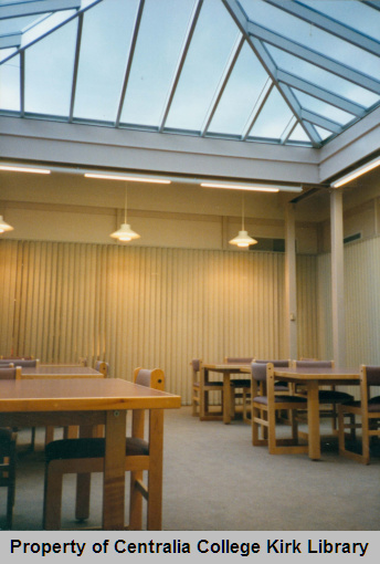 20070731017 - Student Center Atrium