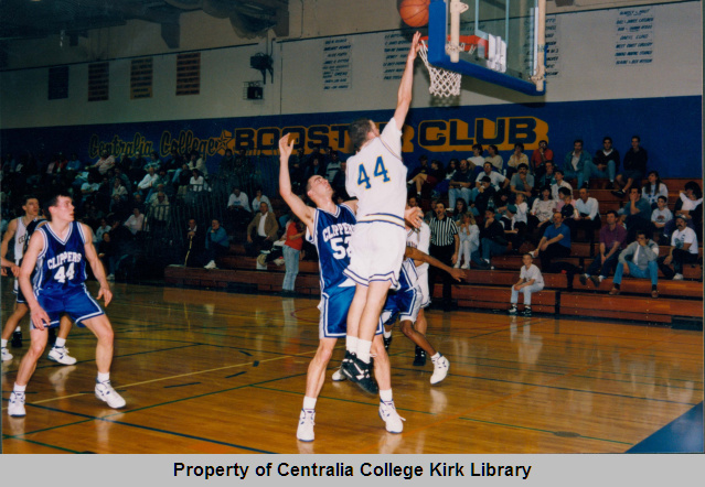 20070807002 - Centralia College Trailblazer Boys Basketball vs. South Puget Sound Community College Clippers