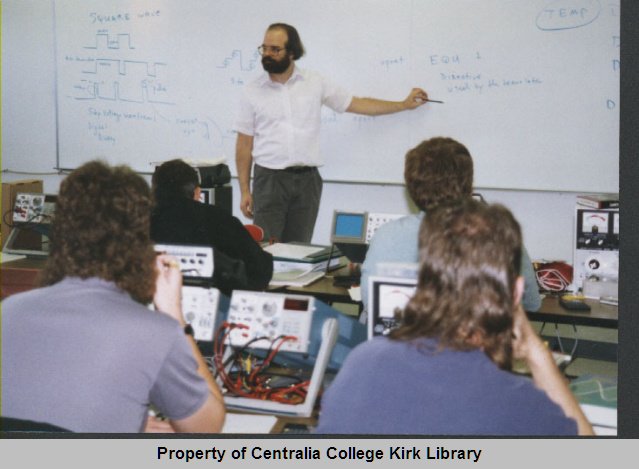 20071105013 - Electronics Classes - Various Years