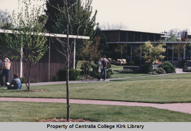 20071120003 - Fall Quarter Begins 1989-90