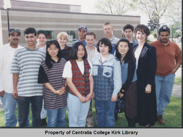 20080102014 - Centralia College Students from Around the World