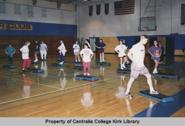 20080227010 - Physical Education Classes at Centralia College