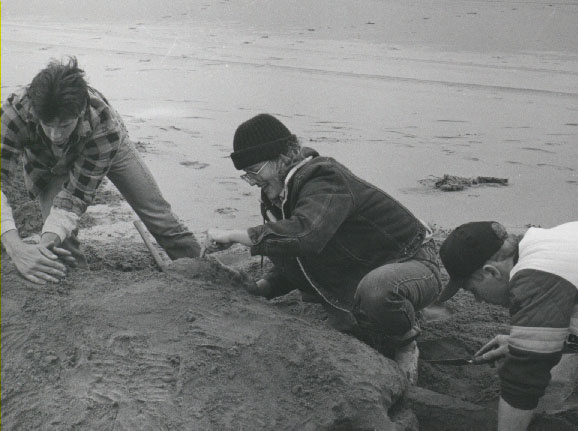 Sculpture Class at the Beach