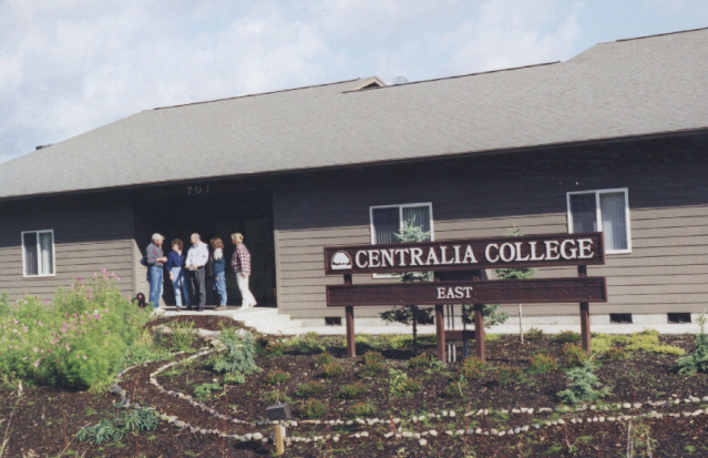 20080530006 - Centralia College East Gets A New Home