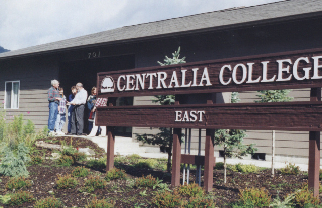 20080529005 - Centralia College East Gets A New Home