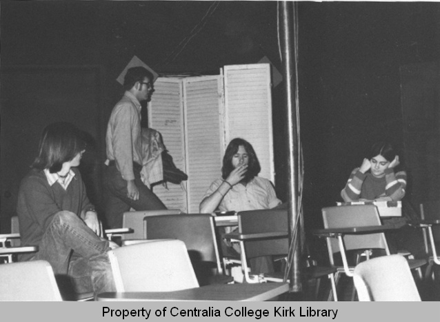 20090302036 - Centralia College in 1970-71