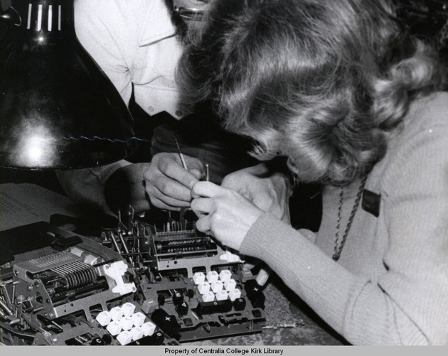 20090520006 - Business Machine Repair Class