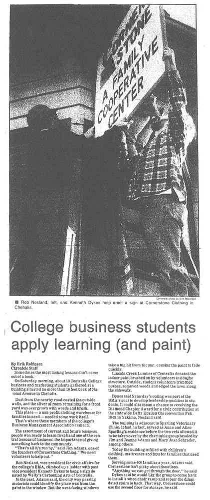 College business students apply learning (and paint)